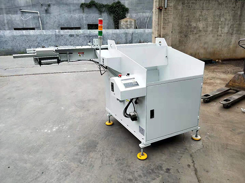 自動(dòng)上料機(jī)能解決生產(chǎn)中的問題 自動(dòng)上料機(jī)能解決生產(chǎn)中的問題